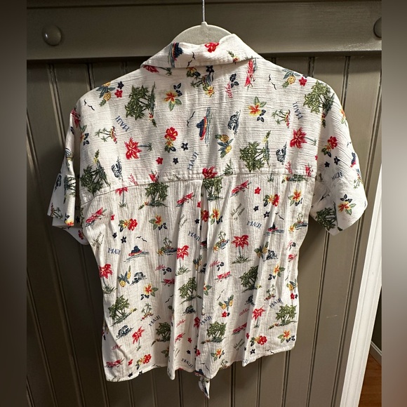 Style and Co. Women’s Medium Tie Front Blouse Maui Hawaii Design EUC- worn once - Picture 6 of 6
